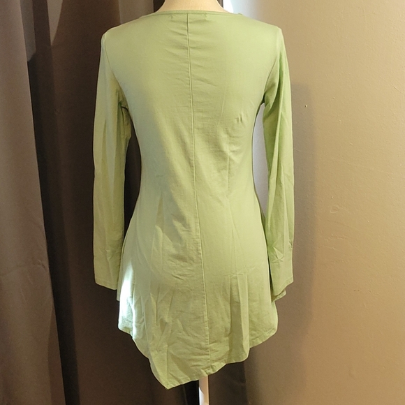 Bundle of Two Long-Sleeve Tunic Tops - Picture 6 of 10